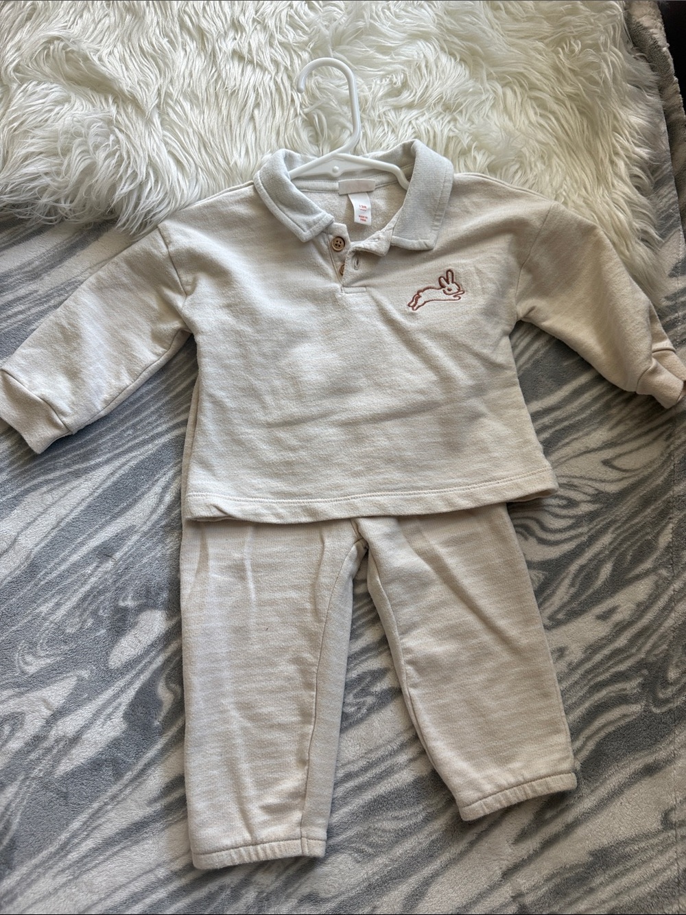 12month striped bunny set